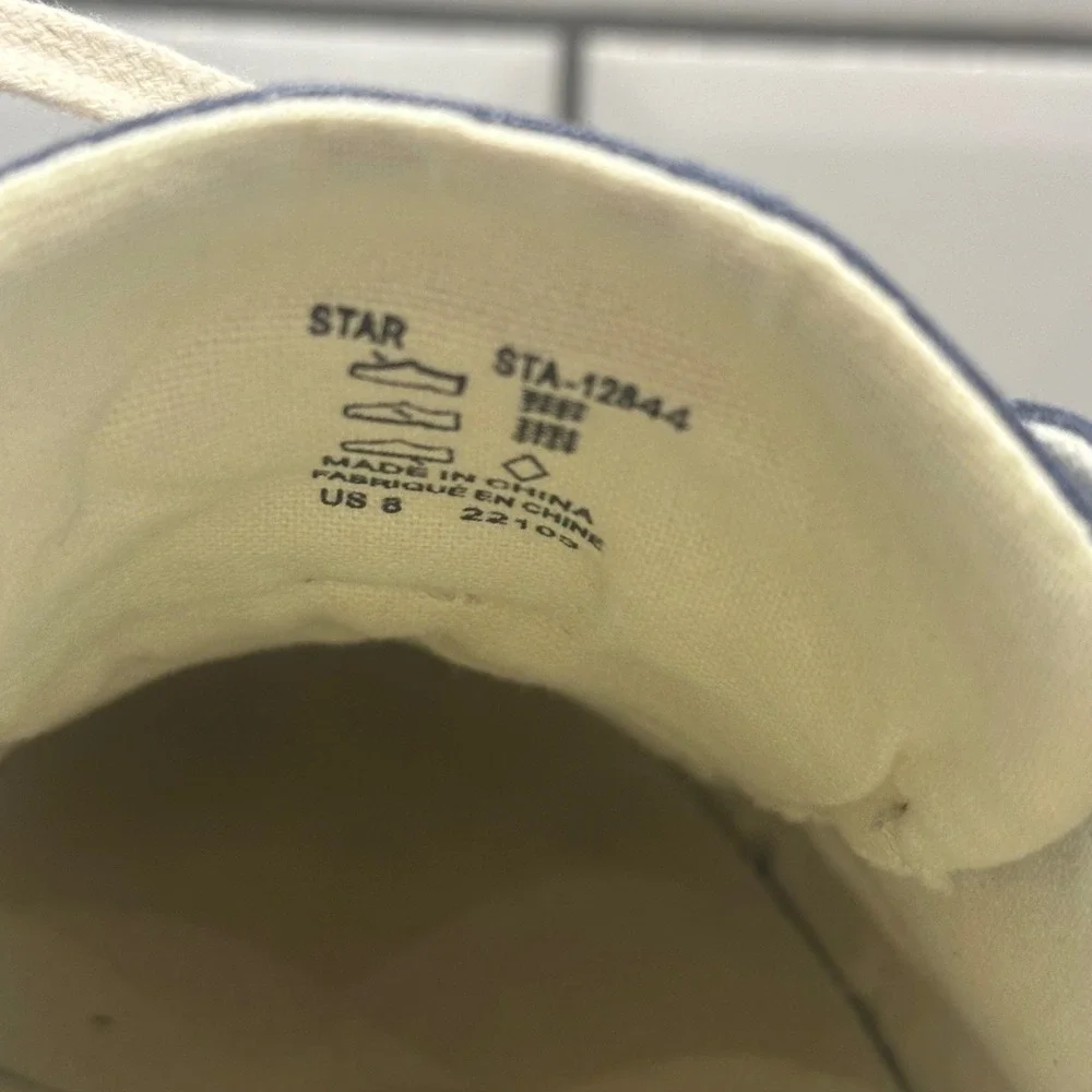 TAOS Start Navy‎ Canvas Lace Up Sneakers Women's US 8 Casual Comfort Shoes